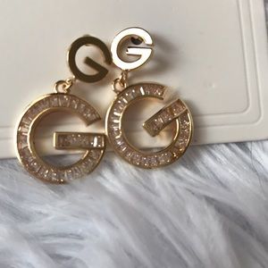 Beautiful, sparkly, stud earrings